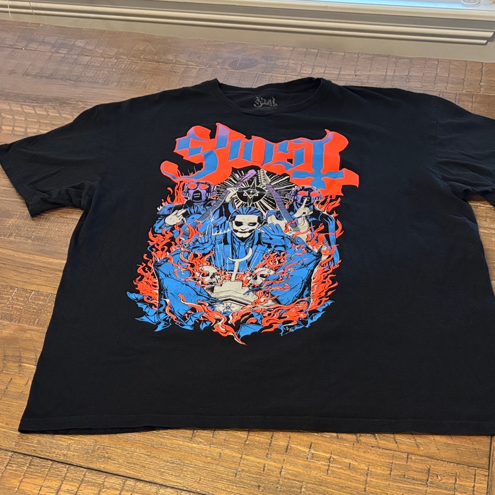 Ghost Graphic Tee